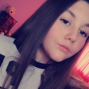 Meet your Posher, Desirai